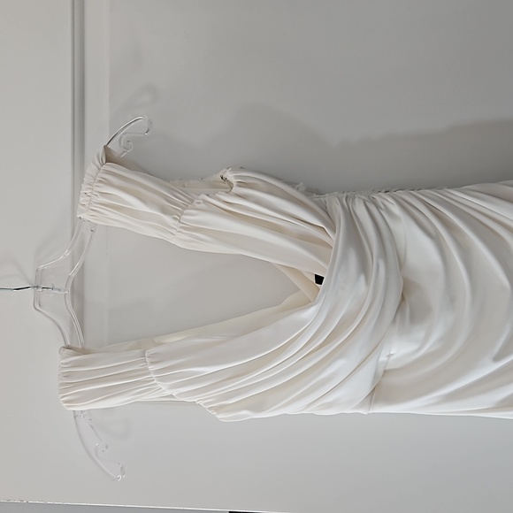 White House Black Market size 2 fitted dress - Picture 2 of 8